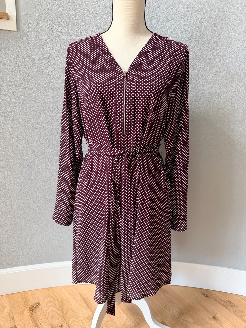 Express Lot of 2 Zip V-Neck Long Sleeve Polk Dot Shift Dresses Burgundy & Black - Picture 2 of 16